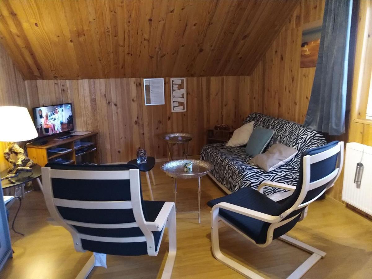 Cozy Apartment In Paliseul With Garden Carlsbourg ภายนอก รูปภาพ