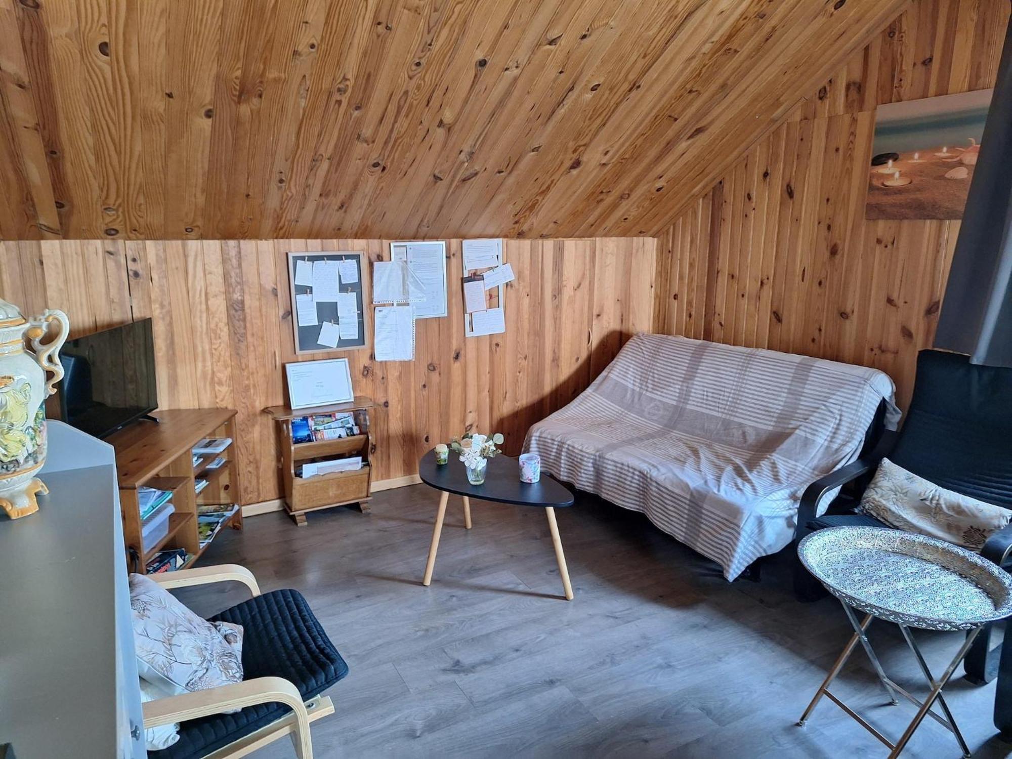Cozy Apartment In Paliseul With Garden Carlsbourg ภายนอก รูปภาพ