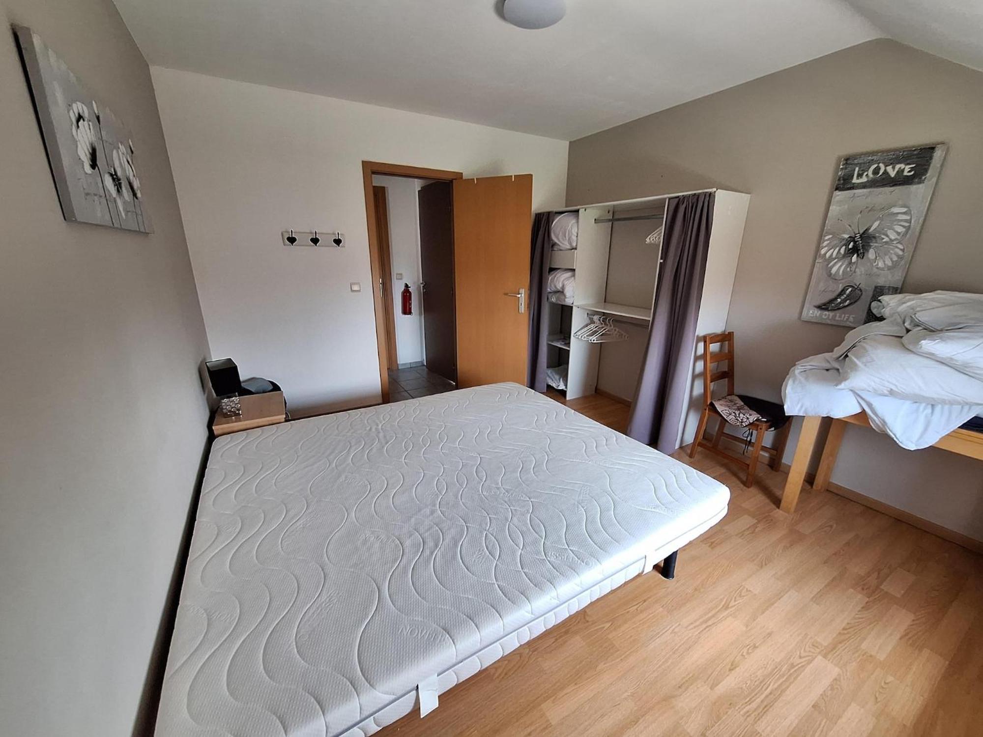 Cozy Apartment In Paliseul With Garden Carlsbourg ภายนอก รูปภาพ