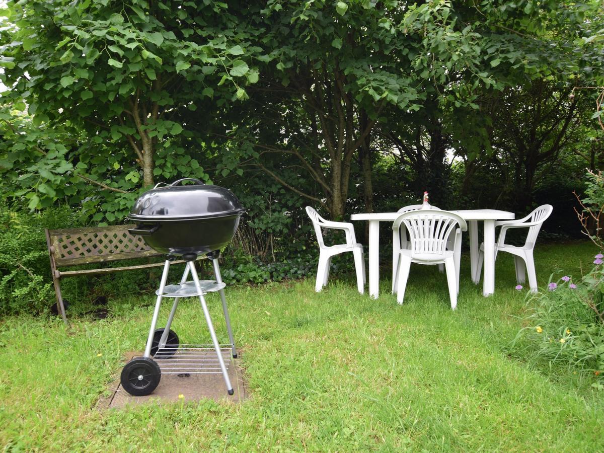 Cozy Apartment In Paliseul With Garden Carlsbourg ภายนอก รูปภาพ