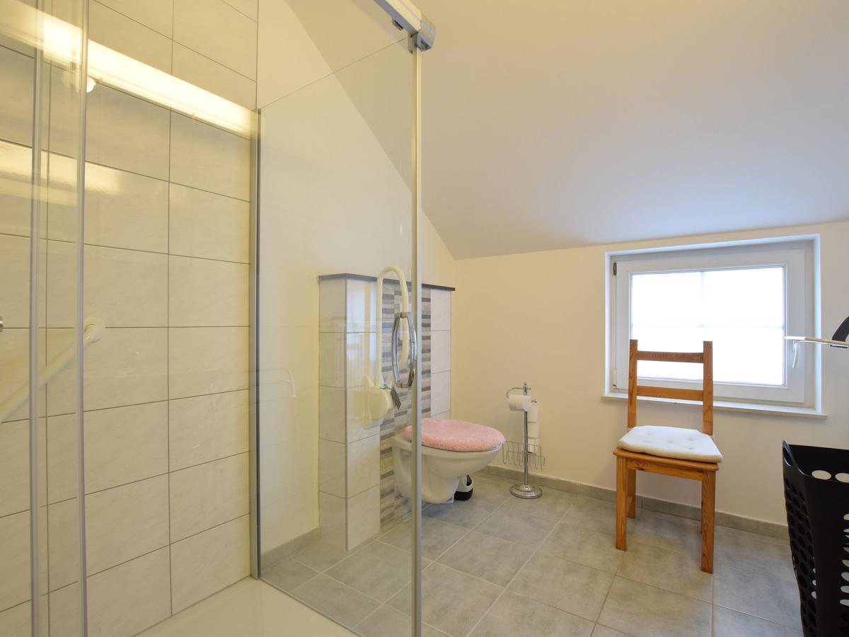 Cozy Apartment In Paliseul With Garden Carlsbourg ภายนอก รูปภาพ
