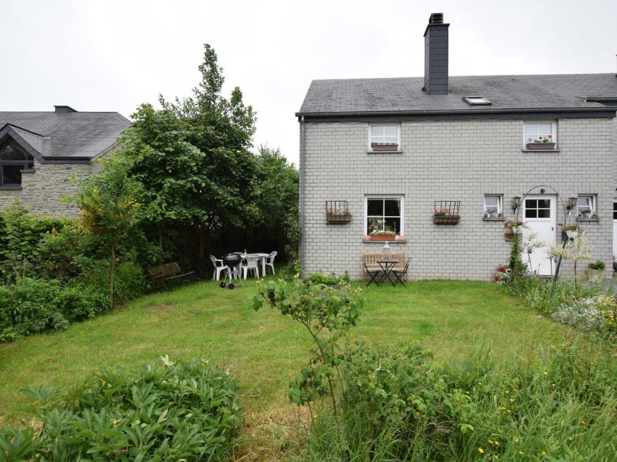 Cozy Apartment In Paliseul With Garden Carlsbourg ภายนอก รูปภาพ
